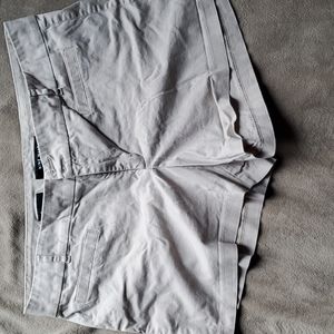 Nine west size 14 women's tan shorts